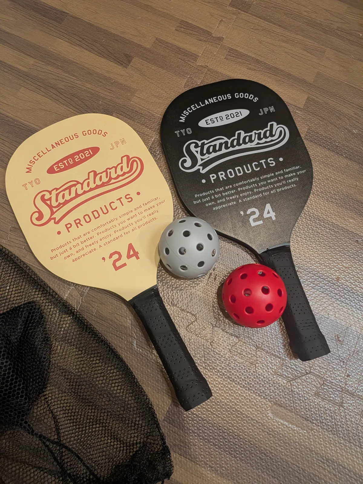 購入したStandard Productsの黄色と黒のパドル